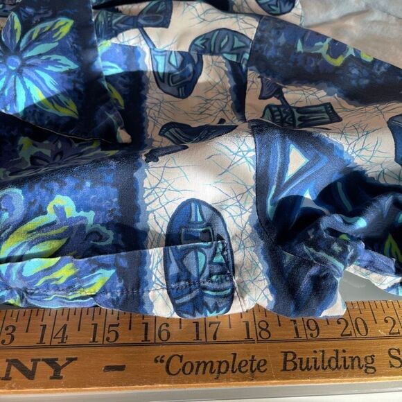 UI Makai Blue Floral Tiki Panel Hawaiian Short Sleeve Button Down Shirt Small - Picture 4 of 5